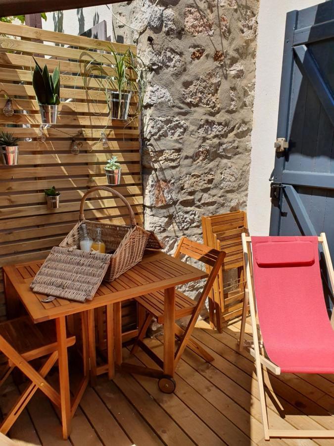 Une Nuit A Bali - Appartement Cocooning Solliès-Toucas Εξωτερικό φωτογραφία